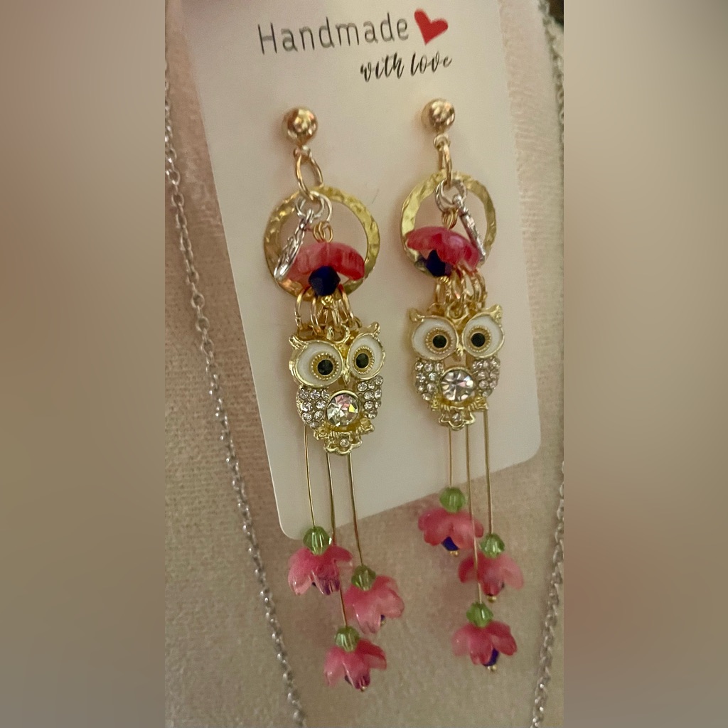 Hand Crafted Owl Earrings With Pink And Gold Details 15$